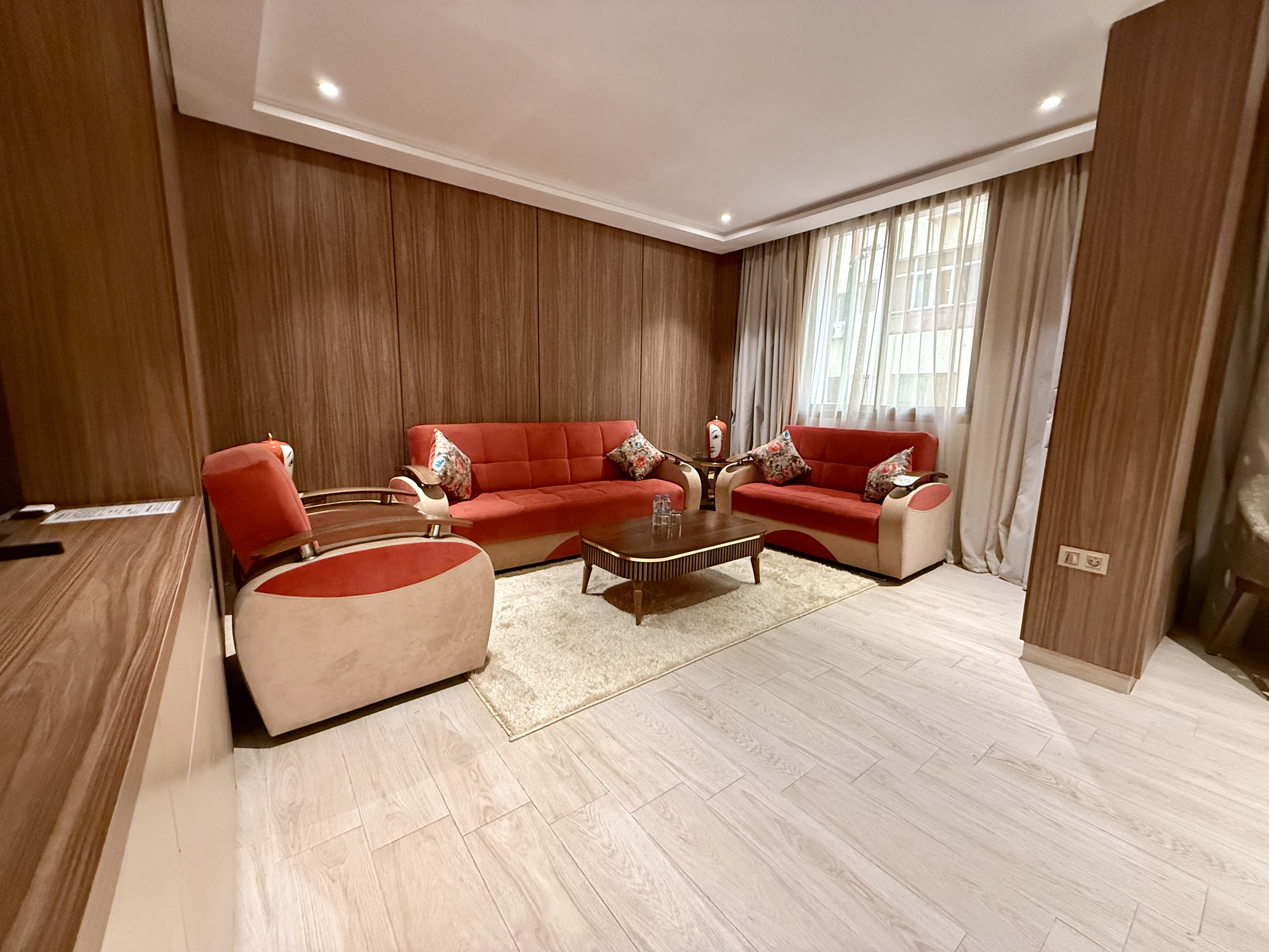 Suite Image 3